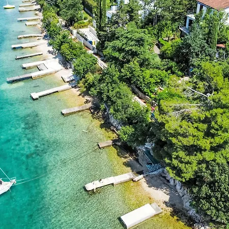 Апартаменты Visnja-1 By Interhome