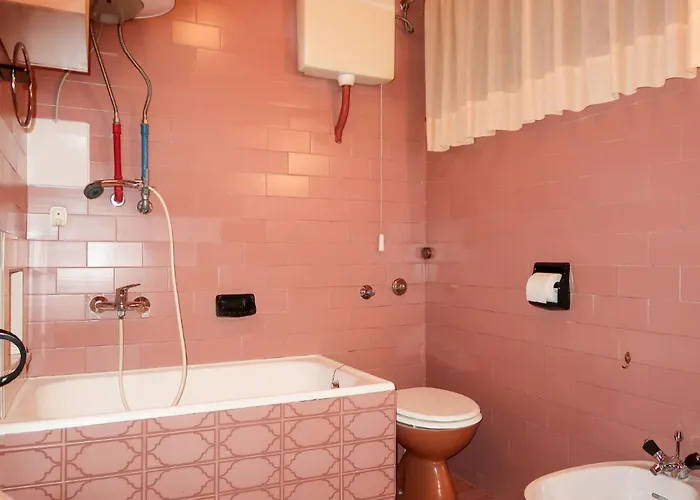 Visnja-1 By Interhome * Ядраново