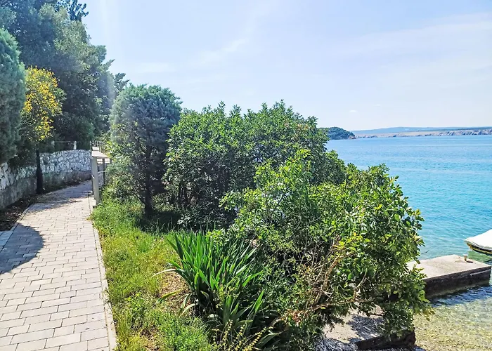 Visnja-1 By Interhome Ядраново