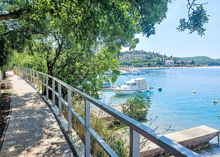 Visnja-1 By Interhome Ядраново